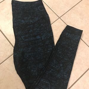 Maternity long pattern active leggings